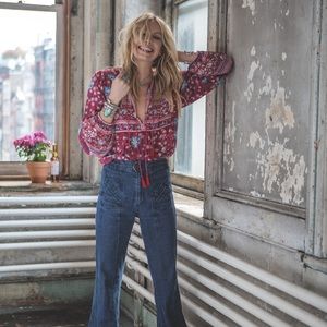 ✨sale this week only✨Spell folktown blouse